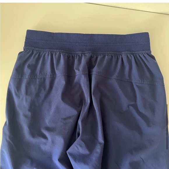 The Get Ready Jogger - Picture 10 of 12